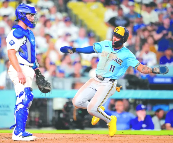 Brewers take advantage of bad Dodgers’ pen for comeback win